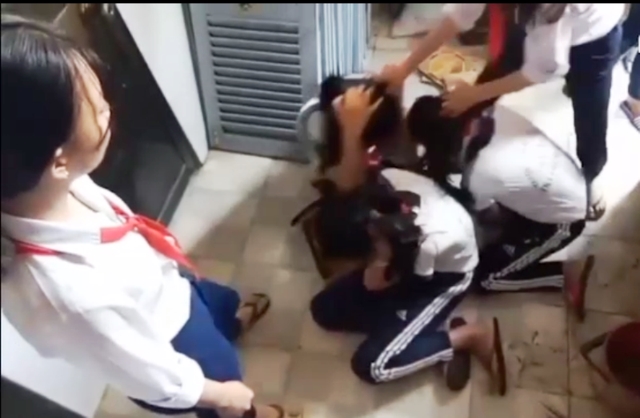 Để ngăn ngừa bạo lực: Môi trường gia đình phải gương mẫu, phi bạo lực De ngan ngua bao luc: Moi truong gia dinh phai guong mau, phi bao luc