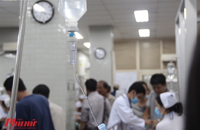 Nghe tiếng gọi trong lúc ngủ trưa, người đàn ông thức dậy rồi lăn ra đột tử Nghe tieng goi trong luc ngu trua, nguoi dan ong thuc day roi lan ra dot tu