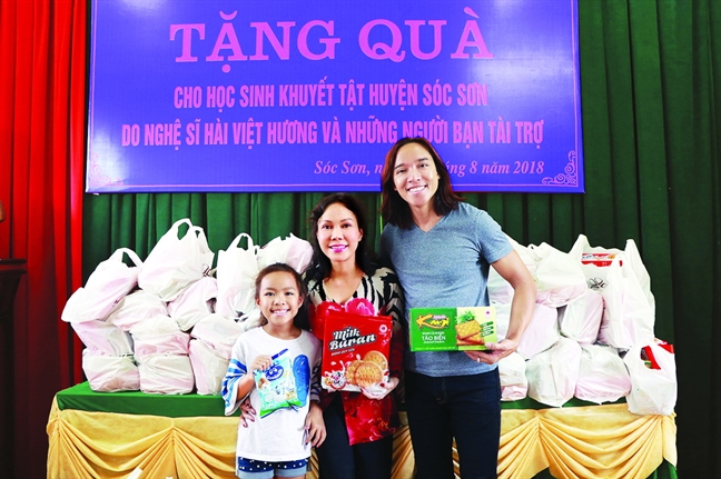 Nghệ sĩ Việt Hương: Ngày nào còn có nhau thì sống hết cho nhau Nghe si Viet Huong: Ngay nao con co nhau thi song het cho nhau
