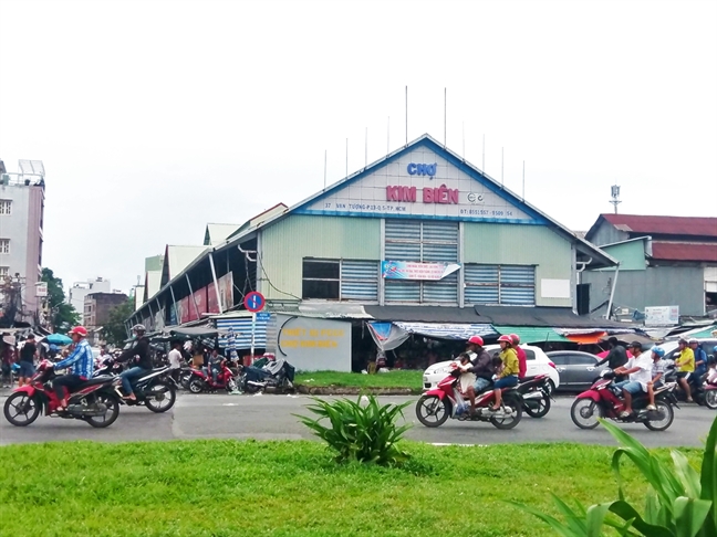 Những 'Rạng Đông' giữa Sài Gòn - Bài 1: Tử thần lởn vởn trong khu dân cư Nhung 'Rang Dong' giua Sai Gon - Bai 1: Tu than lon von trong khu dan cu