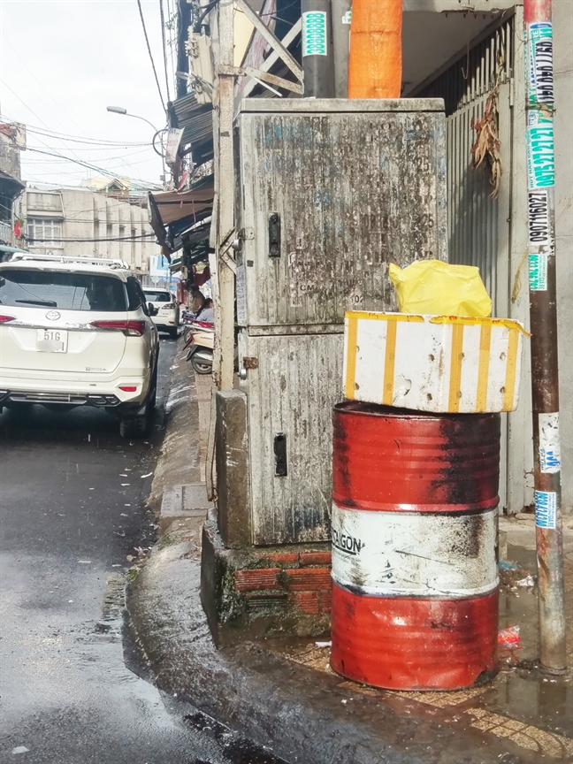 Những 'Rạng Đông' giữa Sài Gòn - Bài 1: Tử thần lởn vởn trong khu dân cư Nhung 'Rang Dong' giua Sai Gon - Bai 1: Tu than lon von trong khu dan cu