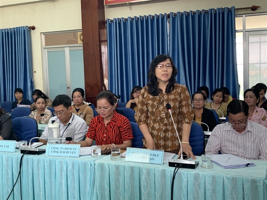 Phụ nữ huyện Nhà Bè gửi nhiều kiến nghị đến chính quyền Phu nu huyen Nha Be gui nhieu kien nghi den chinh quyen