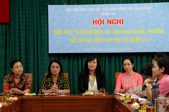 Nữ lãnh đạo cần chủ động, tự tin khẳng định năng lực của mình Nu lanh dao can chu dong, tu tin khang dinh nang luc cua minh