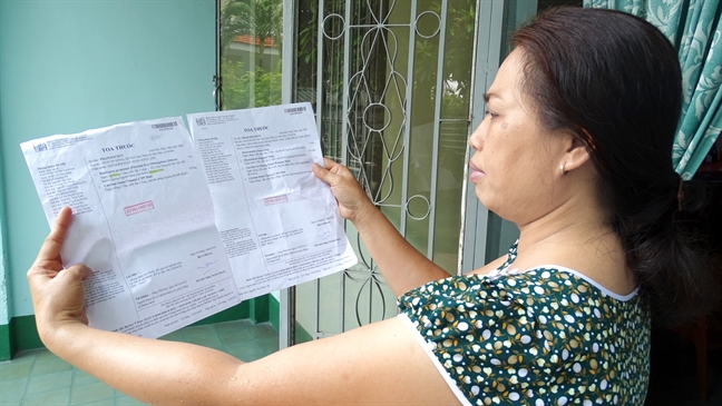Những 'Rạng Đông' giữa Sài Gòn - Bài 2: Người dân đổ bệnh, đường cống cũng 'trơ xương' Nhung 'Rang Dong' giua Sai Gon - Bai 2: Nguoi dan do benh, duong cong cung 'tro xuong'