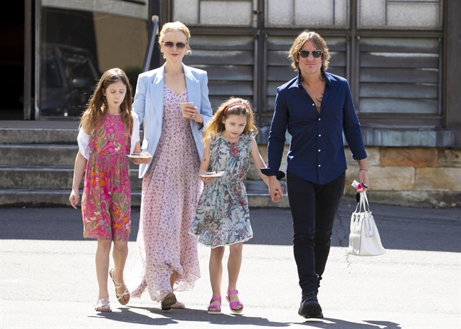 Nicole Kidman nỗ lực hàn gắn với con Nicole Kidman no luc han gan voi con