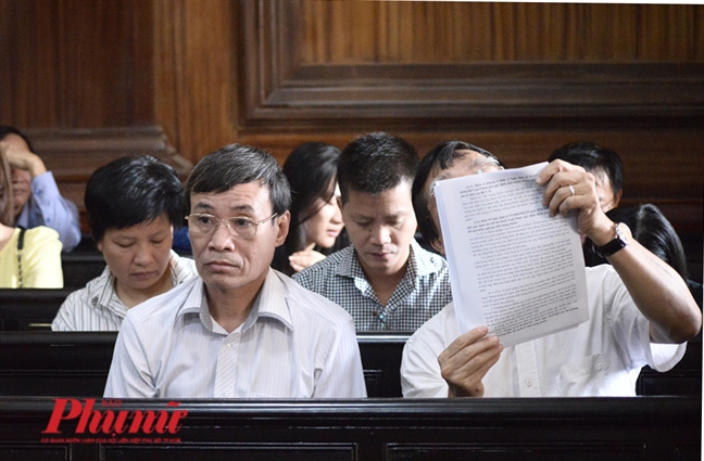 Thứ trưởng Bộ Y tế tiếp tục vắng mặt tại phiên tòa xử vụ án VN Pharma bán thuốc giả Thu truong Bo Y te tiep tuc vang mat tai phien toa xu vu an VN Pharma ban thuoc gia
