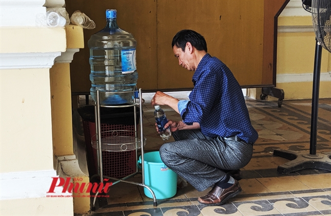 Bên ngoài phiên tòa xử VN Pharma: Khi thời 'hô mưa gọi gió' đi qua Ben ngoai phien toa xu VN Pharma: Khi thoi 'ho mua goi gio' di qua