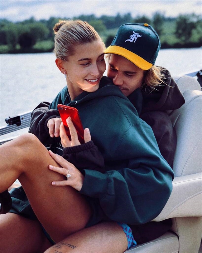 Vợ siêu mẫu tích cực chuẩn bị cho đám cưới, Justin Bieber lại bình thản như không Vo sieu mau tich cuc chuan bi cho dam cuoi, Justin Bieber lai binh than nhu khong