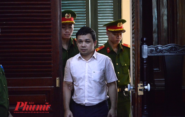 Vụ án VN Pharma: Bị cáo chê bệnh viện huyện không có khả năng chữa bệnh Vu an VN Pharma: Bi cao che benh vien huyen khong co kha nang chua benh