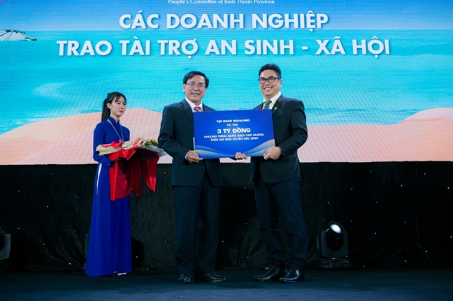 Thực hiện trách nhiệm xã hội tại Bình Thuận, Novaland tiếp tục song hành cùng giáo dục và đào tạo Thuc hien trach nhiem xa hoi tai Binh Thuan, Novaland tiep tuc song hanh cung giao duc va dao tao