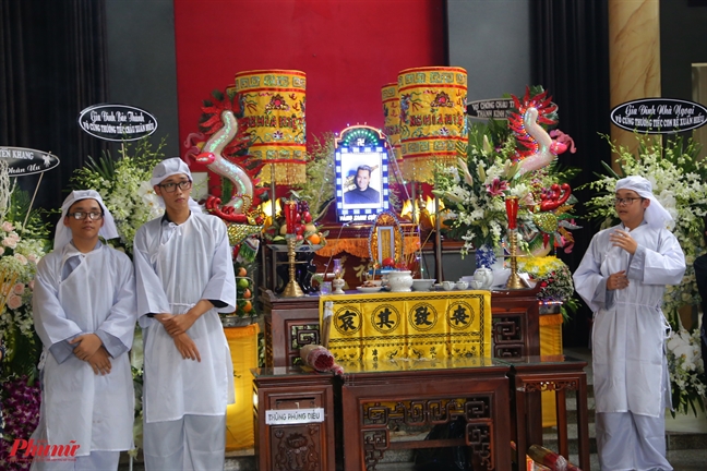 Tiếng kèn saxophone đưa nghệ sĩ Xuân Hiếu về cõi vĩnh hằng Tieng ken saxophone dua nghe si Xuan Hieu ve coi vinh hang