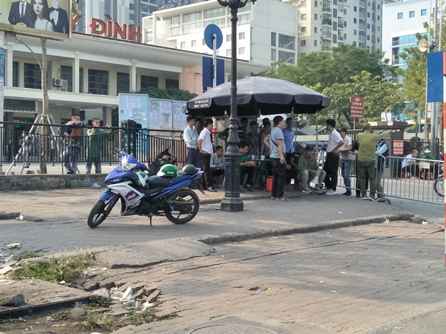 Thực nghiệm hiện trường vụ nam sinh chạy Grab bị sát hại Thuc nghiem hien truong vu nam sinh chay Grab bi sat hai