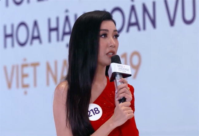 Thí sinh ‘Hoa hậu Hoàn vũ Việt Nam 2019’: cha đẻ 'Xuân tóc đỏ' là Nam Cao! Thi sinh ‘Hoa hau Hoan vu Viet Nam 2019’: cha de 'Xuan toc do' la Nam Cao!