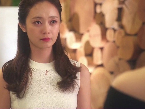 Có nên để kẻ thứ ba ung dung trở về với chồng? Co nen de ke thu ba ung dung tro ve voi chong?