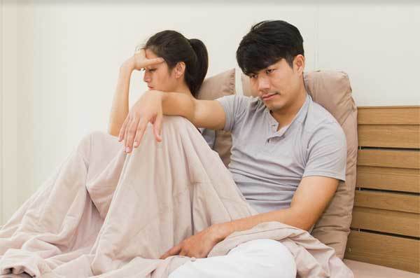Khốn khổ vì lịch chăn gối của vợ Khon kho vi lich chan goi cua vo
