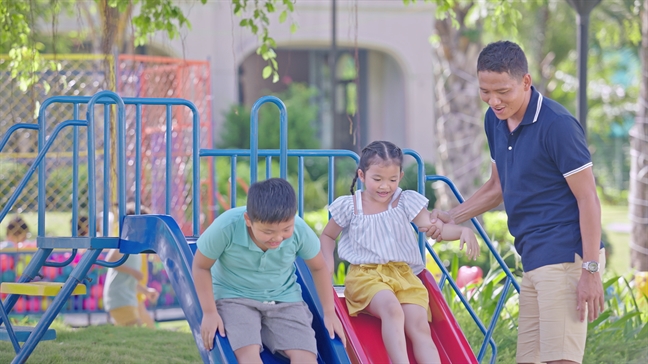 Chân sút vàng Anh Đức: “Với tôi, trải nghiệm bên gia đình phải luôn trọn vẹn” Chan sut vang Anh Duc: “Voi toi, trai nghiem ben gia dinh phai luon tron ven”