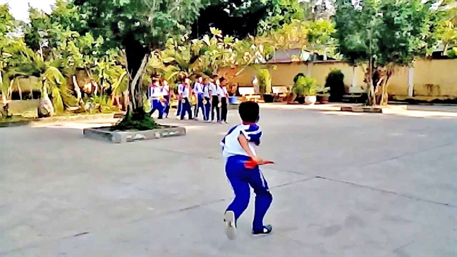 Vận động quá sức: Dễ suy thận cấp Van dong qua suc: De suy than cap