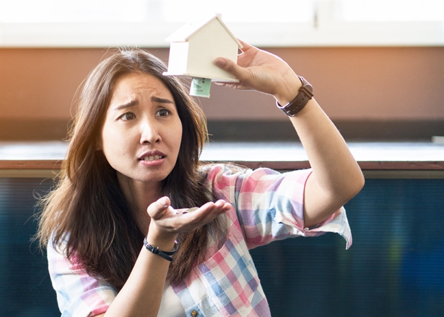 Muôn kiểu... tiền đày Muon kieu... tien day
