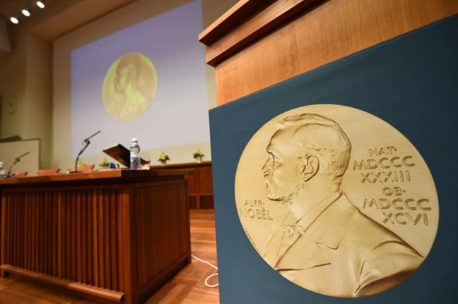 Nobel Văn chương 2018-2019: Kết quả bất ngờ! Nobel Van chuong 2018-2019: Ket qua bat ngo!