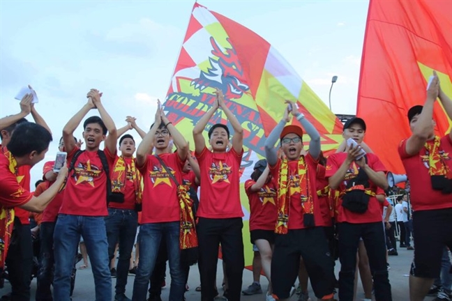 Việt Nam thắng Malaysia 1-0 bằng bàn thắng của Quang Hải Viet Nam thang Malaysia 1-0 bang ban thang cua Quang Hai