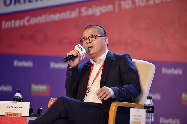 Có thể chi 2 tỷ làm truyền thông nhưng chi 200 triệu đào tạo giáo viên thì chê đắt! Co the chi 2 ty lam truyen thong nhung chi 200 trieu dao tao giao vien thi che dat!