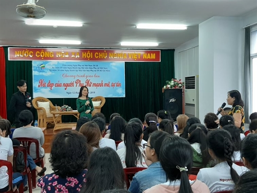 Phụ nữ mạnh mẽ, tự tin thì sẽ đẹp! Phu nu manh me, tu tin thi se dep!