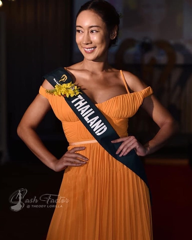 Nhan sắc một trời một vực của thí sinh ‘Hoa hậu Trái đất 2019’ trước và sau khi trang điểm Nhan sác mọt tròi mọt vục của thi sinh ‘Hoa hau Trai dat 2019’ truóc và sau khi trang diẻm