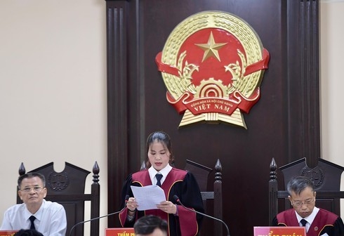 Xét xử vụ gian lận điểm thi tại Hà Giang: Bất ngờ lời khai của Vũ Trọng Lương Xet xu vu gian lan diem thi tai Ha Giang: Bat ngo loi khai cua Vu Trong Luong