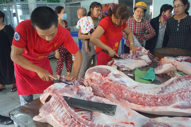 Sản lượng thịt heo cả nước giảm 8% San luong thit heo ca nuoc giam 8%