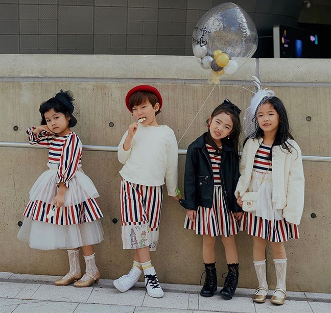 Tín đồ thời trang nhí đáng yêu tại 'Seoul Fashion Week 2019' Tin do thoi trang nhi dang yeu tai 'Seoul Fashion Week 2019'