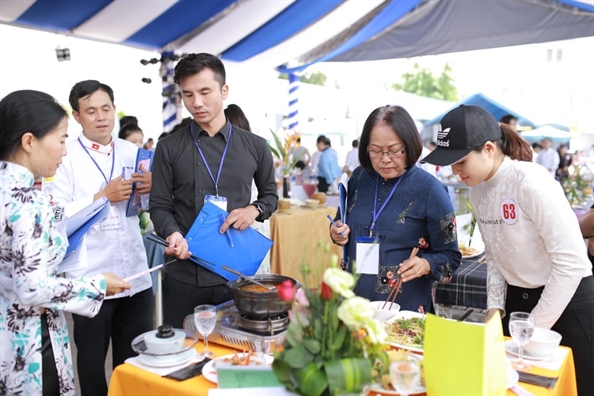 Vui vào bếp - không gian giao lưu ẩm thực vui vẻ Vui vao bep - khong gian giao luu am thuc vui ve