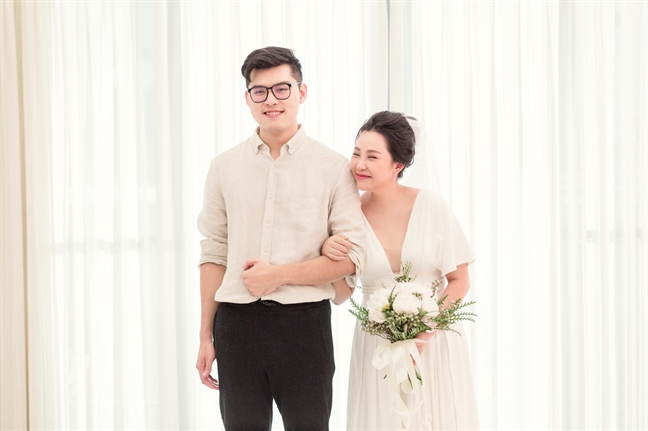 Nhà văn Gào ly hôn: Tan nát gia đình vì mạng xã hội Nha van Gao ly hon: Tan nat gia dinh vi mang xa hoi