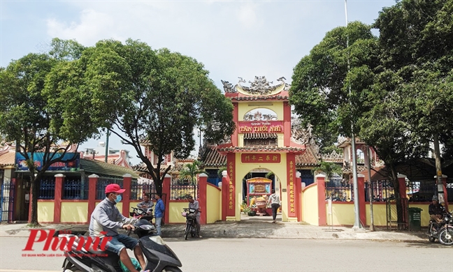Hơn 80.000 lượt người tham quan/năm, vẫn không thành điểm đến Hon 80.000 luot nguoi tham quan/nam, van khong thanh diem den