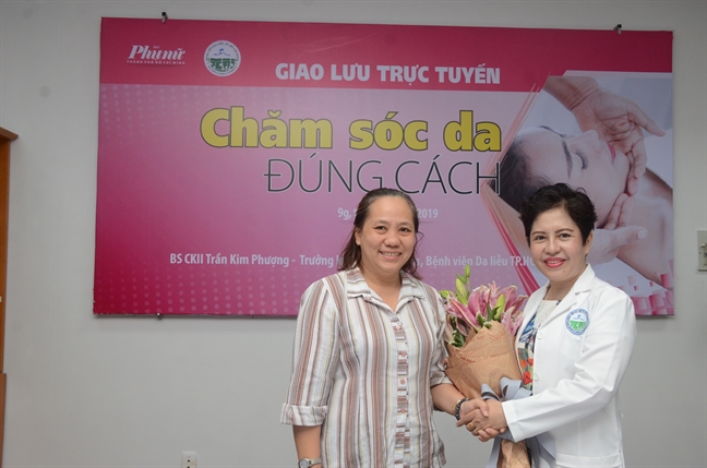 Giao luu truc tuyen: 'Cham soc da dung cach'