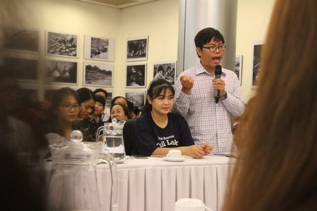Tự vẽ màu cho... tình yêu Tu ve mau cho... tinh yeu