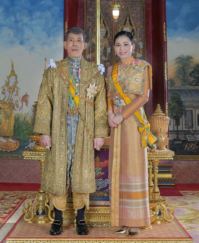 Hoàng gia Thái Lan: 'Cung đấu' giành một người đàn ông, ai đã chiến thắng? Hoàng gia Thái Lan: 'Cung dau' gianh mọt nguòi dàn ong, ai da chien thang?