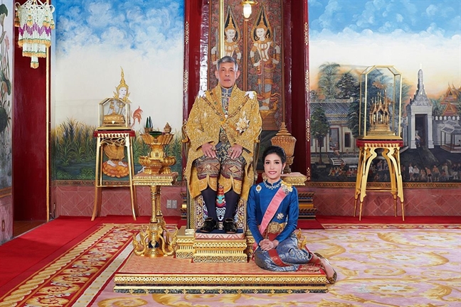 Đau đầu chuyện vợ lớn, vợ bé Dau dau chuyen vo lon, vo be