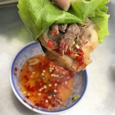 Đừng nói bạn biết hết các món bánh mì Sài Gòn nếu chưa thử kiểu ăn độc đáo này Dung noi ban biet het cac mon banh mi Sai Gon neu chua thu kieu an doc dao nay