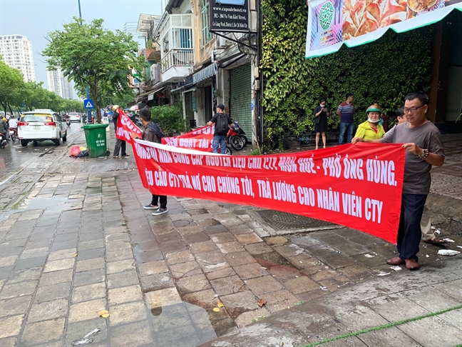 Nhóm nhà đầu tư chuỗi Món Huế tính kiện ông chủ - Huy Nhật Nhom nha dau tu chuoi Mon Hue tinh kien ong chu - Huy Nhat