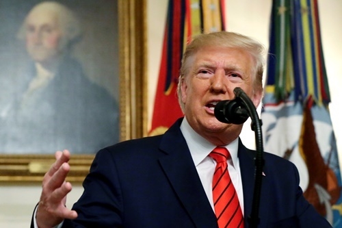 ‘Siêu cảnh khuyển’ được Trump tuyên dương nhờ thành tích săn lùng thủ lĩnh IS ‘Sieu canh khuyen’ duoc Trump tuyen duong nho thanh tich san lung thu linh IS