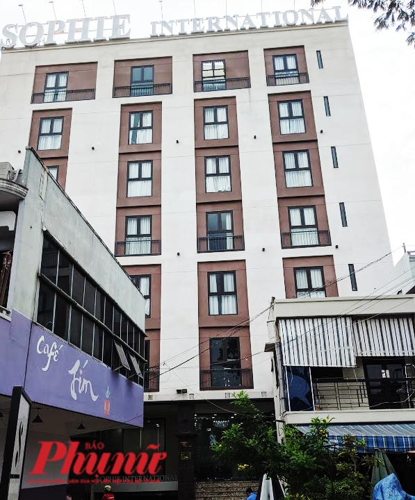 Bệnh viện Emcas nói gì khi không phát hiện ra khách hàng có thai lại hút mỡ bụng? Benh vien Emcas noi gi khi khong phat hien ra khach hang co thai lai hut mo bung?