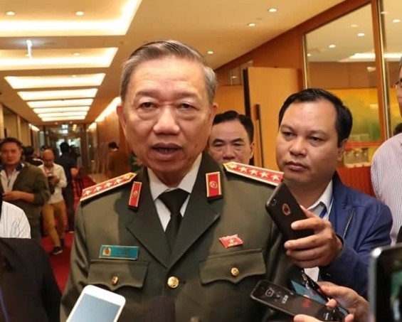 Bộ Công an mang nhiều mẫu ADN sang Anh Bo Cong an mang nhieu mau ADN sang Anh