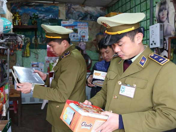 Liên tục để hàng hóa có 'đường lưỡi bò' ra thị trường, Bộ Công thương siết yêu cầu kiểm tra Lien tuc de hang hoa co 'duong luoi bo' ra thi truong, Bo Cong thuong siet yeu cau kiem tra