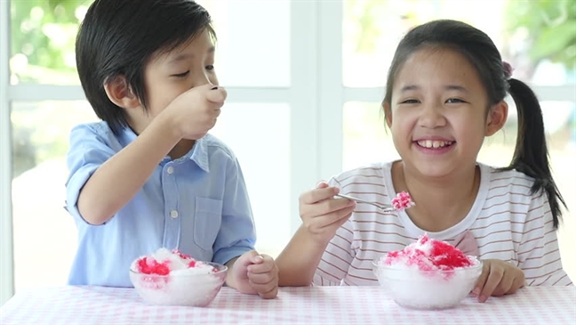 'Nữ vương' đi vắng 'Nu vuong' di vang