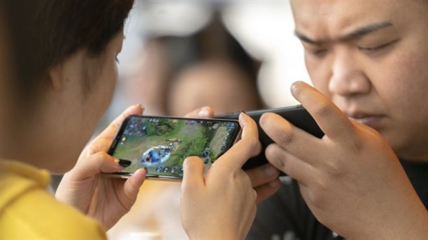 Trung Quốc áp dụng ‘lệnh giới nghiêm’ chơi game cho trẻ vị thành niên Trung Quoc ap dung ‘lenh gioi nghiem’ choi game cho tre vi thanh nien