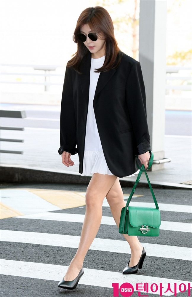 Thời trang bất chấp tuổi tác của Ha Ji Won Thoi trang bat chap tuoi tac cua Ha Ji Won