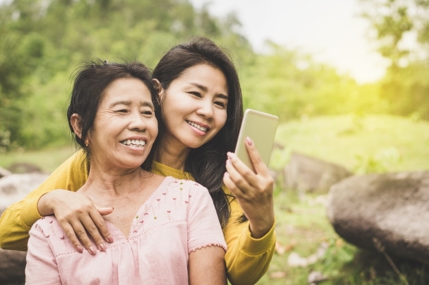 Đi hết đời, lòng mẹ vẫn theo con Di het doi, long me van theo con