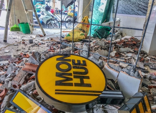 Trước Món Huế, những chuỗi ăn uống đình đám nào phải dẹp tiệm? Truoc Mon Hue, nhung chuoi an uong dinh dam nao phai dep tiem?