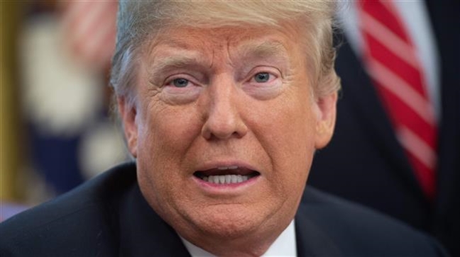 Tổng thống Trump “xứng đáng bị bãi nhiệm” Tong thong Trump “xung dang bi bai nhiem”