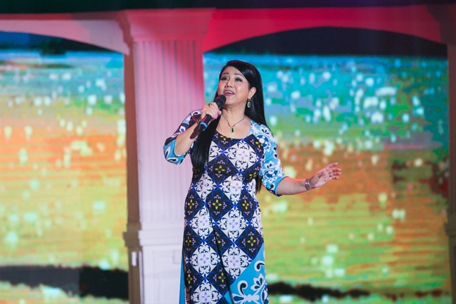 Sau 3 lần dang dở, 'nữ hoàng rock' Ngọc Ánh không đi bước nữa vì con chưa đủ trưởng thành Sau 3 lan dang do, 'nu hoang rock' Ngoc Anh khong di buoc nua vi con chua du truong thanh